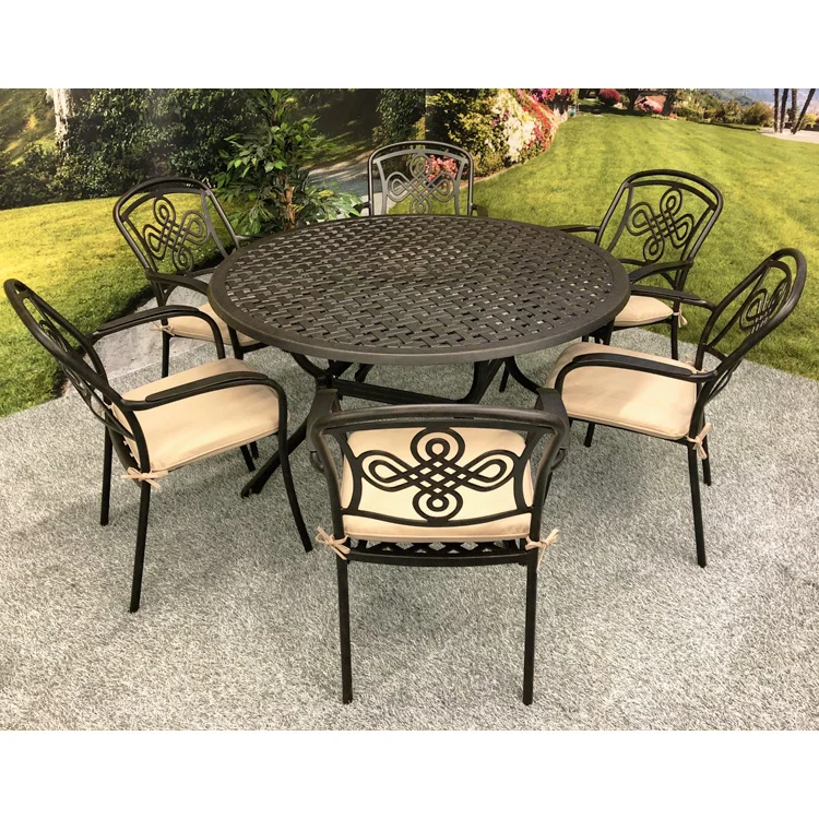 Six person store patio set