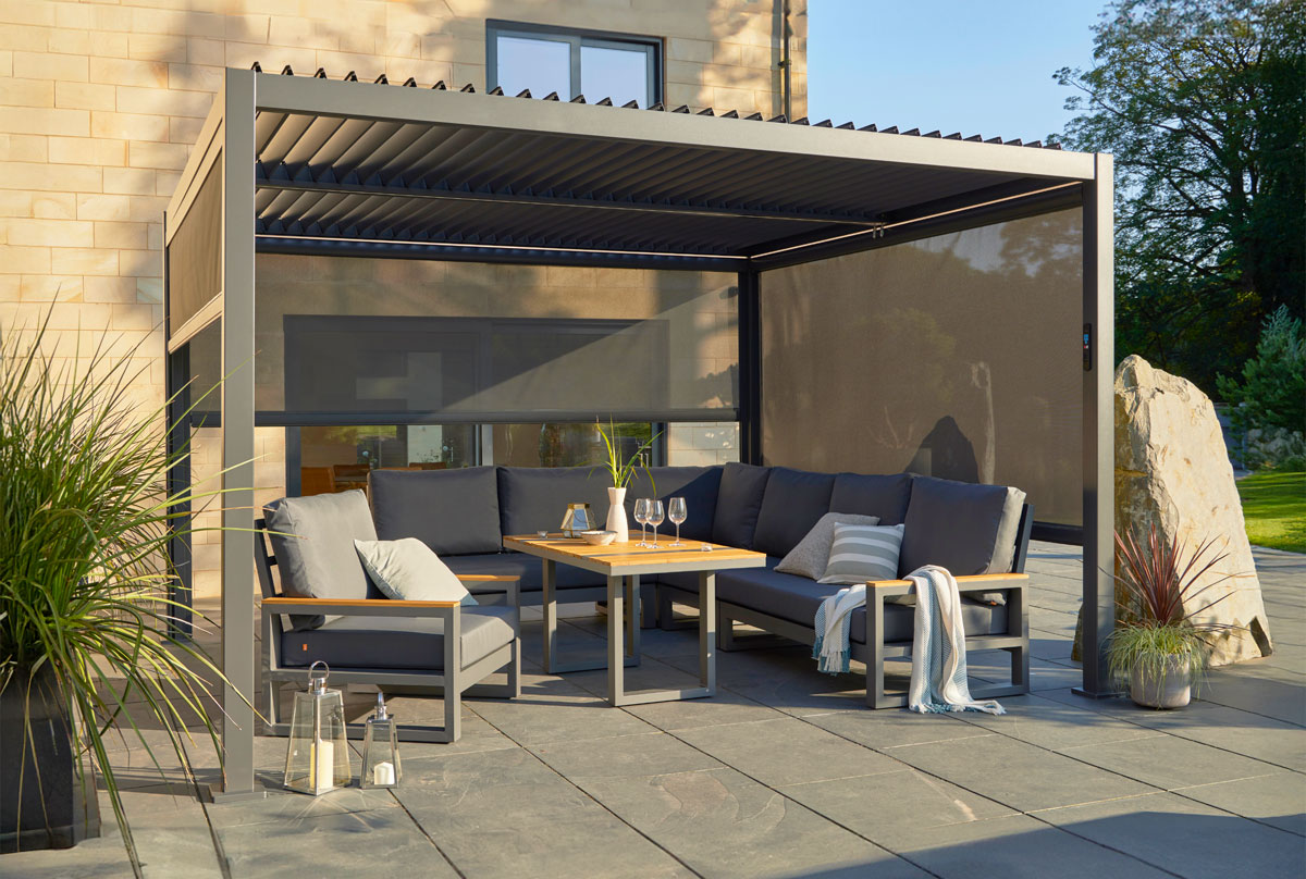 Gazebo & Pergola: Location Tips and Design Ideas to Maximize Your Outdoor Living Space